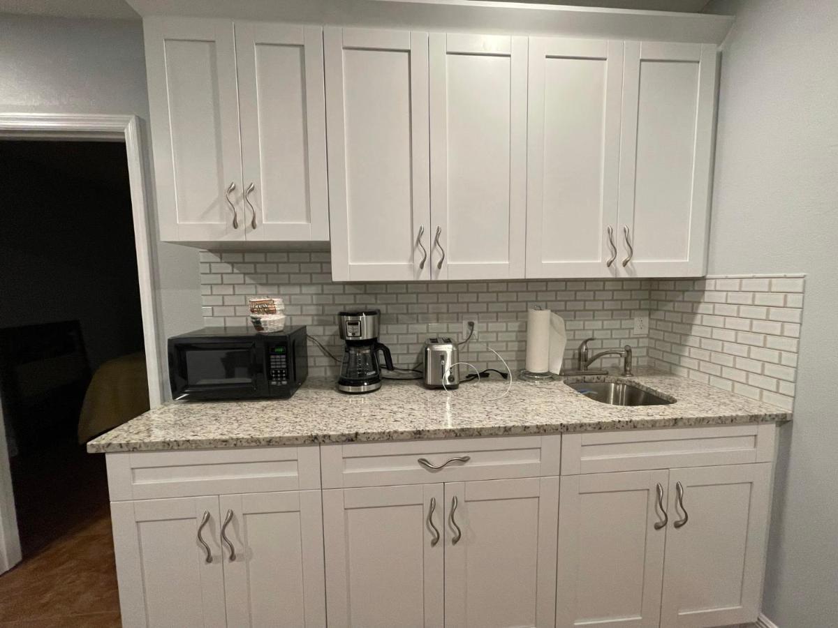 Apartment Twelve Oaks Modern Independent